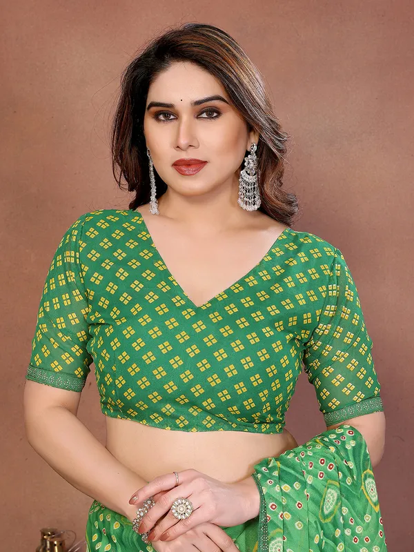 Bandhani_Print_Lace_Border_Saree_With_UnStitched_Blouse_Piece_(GREEN)