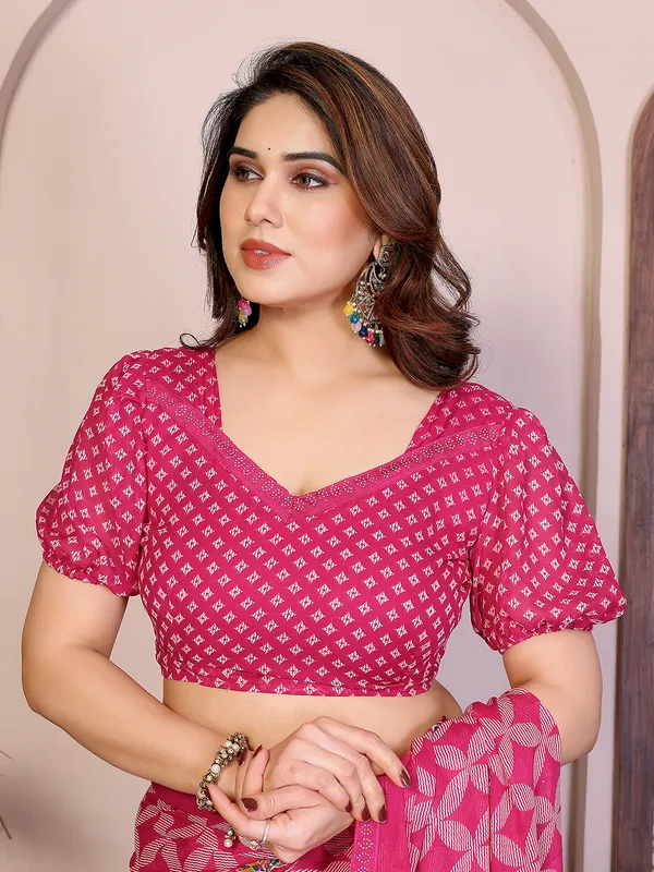 Printed_Lace_Border_Saree_With_UnStitched_Blouse_Piece_(PINK)