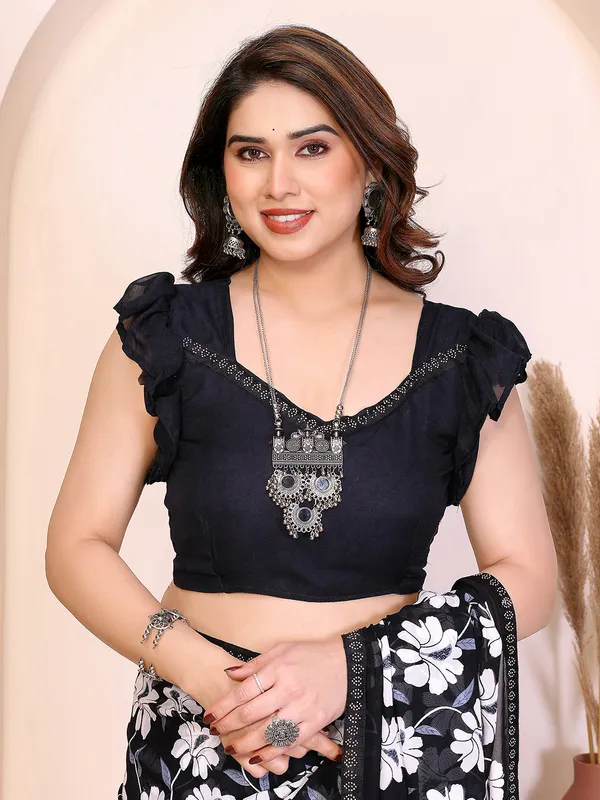 Floral_Print_Lace_Border_Saree_With_UnStitched_Blouse_Piece_(BLACK)