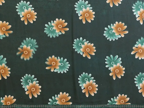 Floral_Print_Lace_Border_Saree_With_UnStitched_Blouse_Piece_(GREEN)