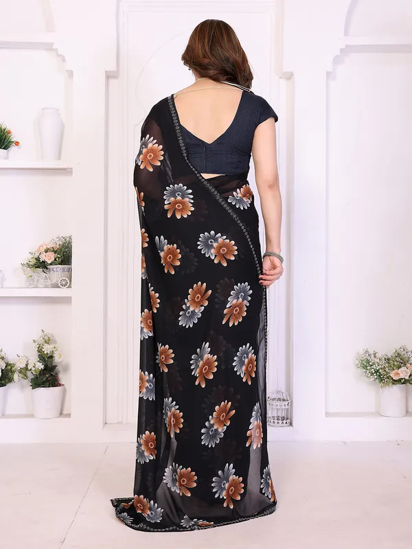 Floral_Print_Lace_Border_Saree_With_UnStitched_Blouse_Piece_(BLACK)
