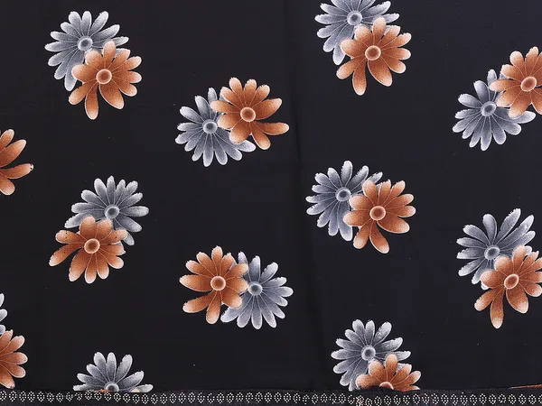 Floral_Print_Lace_Border_Saree_With_UnStitched_Blouse_Piece_(BLACK)