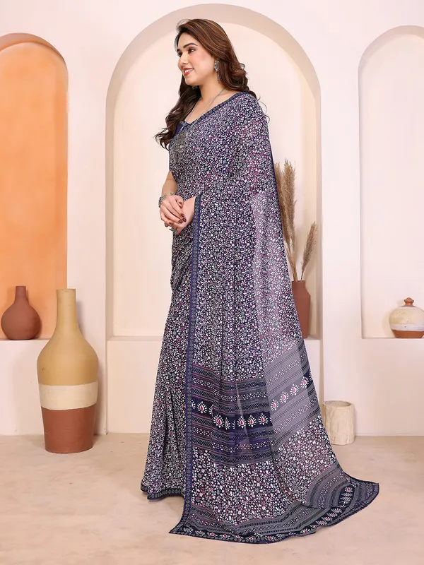 Printed_Lace_Border_Saree_With_UnStitched_Blouse_Piece_(PURPLE)