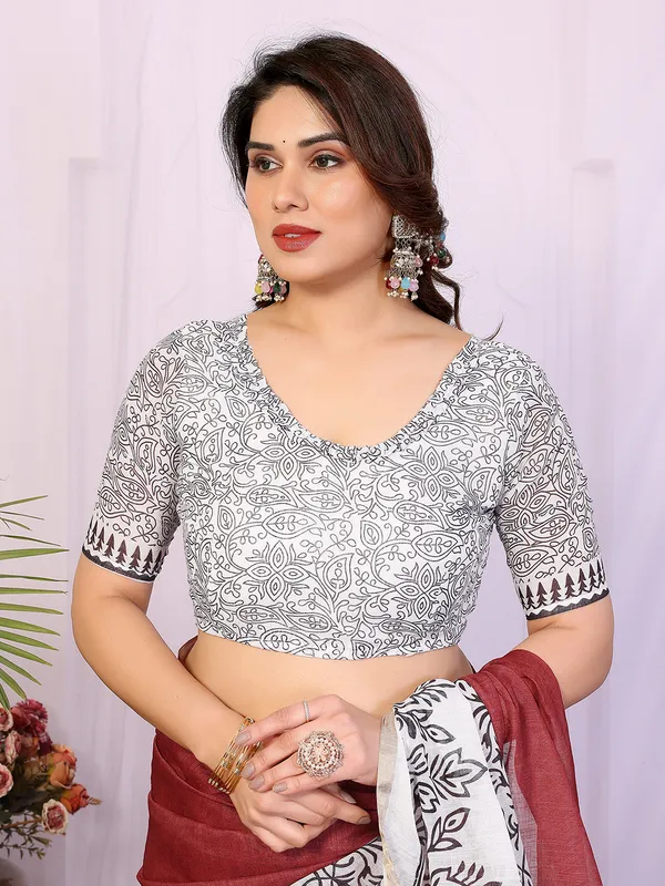 Digital_Print_Cotton_Linen_Saree_With_Unstitched_Blouse_Piece_(RED)