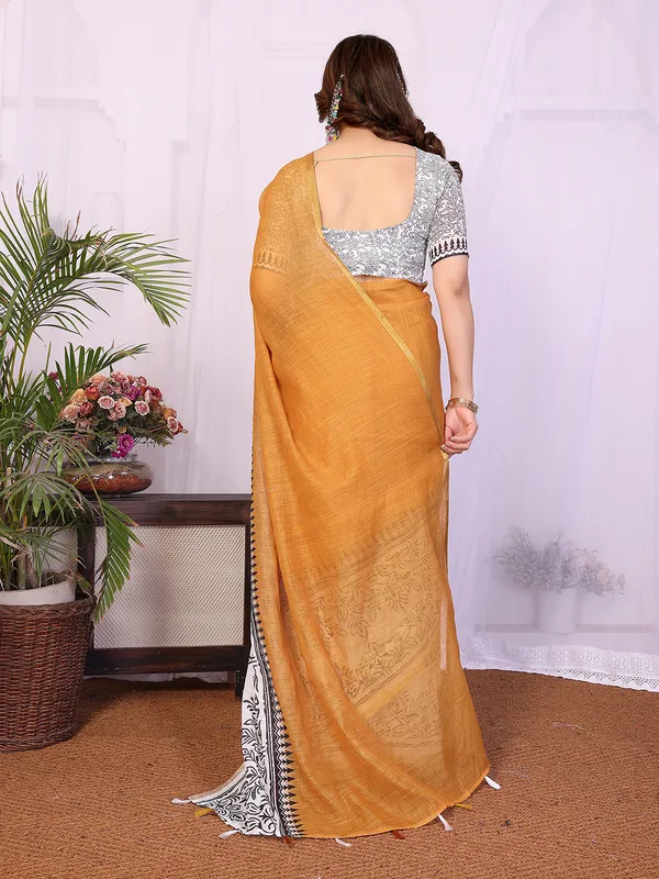 Digital_Print_Cotton_Linen_Saree_With_Unstitched_Blouse_Piece_(YELLOW)