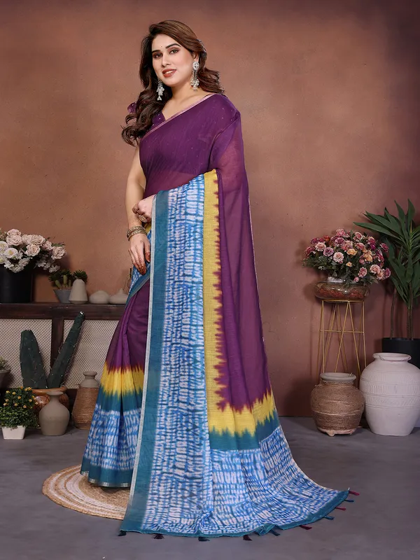 Digital_Print_Cotton_Linen_Saree_With_Unstitched_Blouse_Piece_(RED)