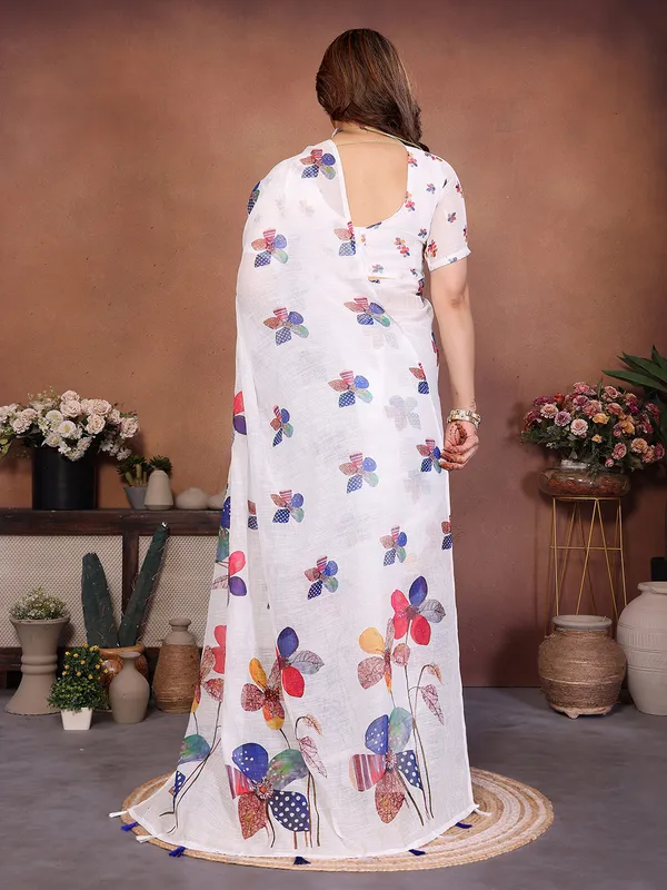 Digital_Print_Cotton_Linen_Saree_With_Unstitched_Blouse_Piece_(WHITE)