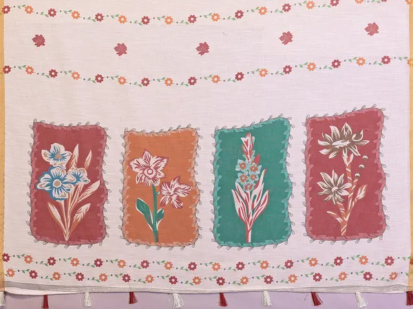 Digital_Print_Cotton_Linen_Saree_With_Unstitched_Blouse_Piece_(White)