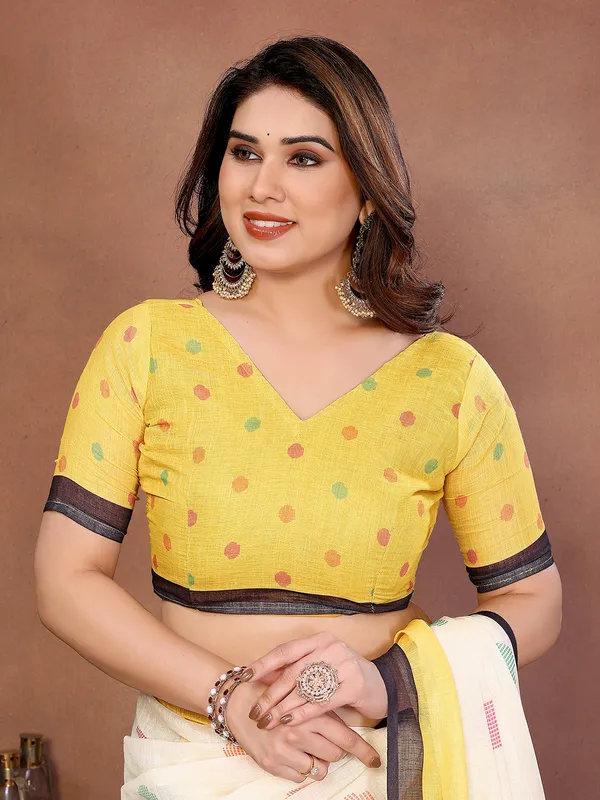 Digital_Print_Cotton_Linen_Saree_With_Unstitched_Blouse_Piece_(White)
