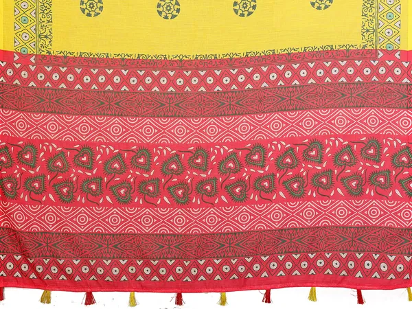 Digital_Print_Cotton_Linen_Saree_With_Unstitched_Blouse_Piece_(Yellow)