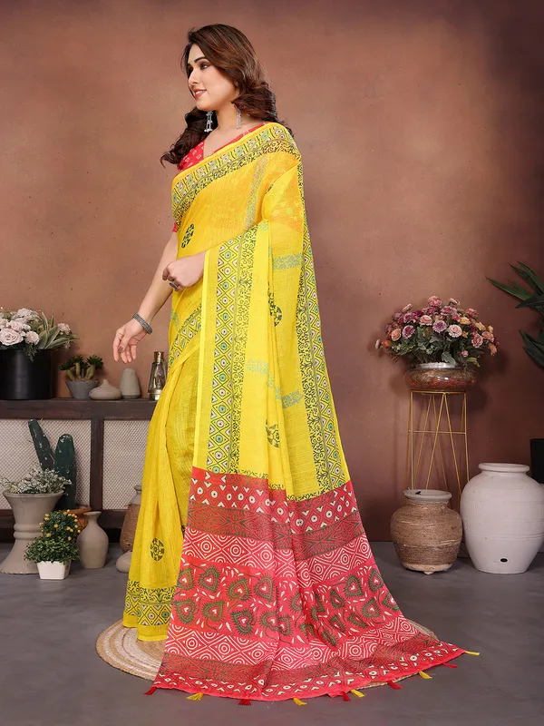 Digital_Print_Cotton_Linen_Saree_With_Unstitched_Blouse_Piece_(Yellow)