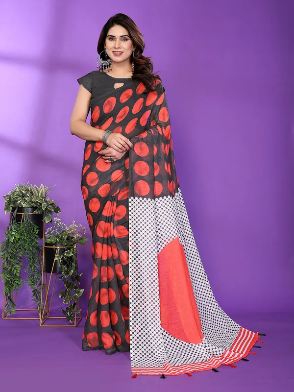 Digital_Print_Cotton_Linen_Saree_With_Unstitched_Blouse_Piece