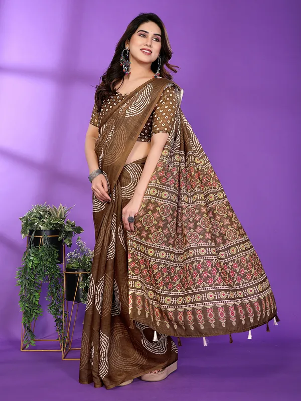 Digital_Print_Cotton_Linen_Saree_With_Unstitched_Blouse_Piece