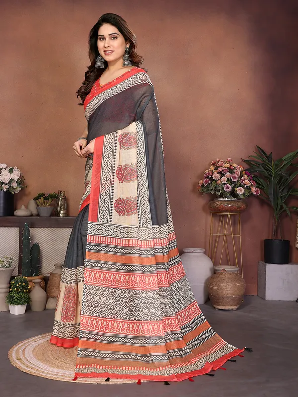 Digital_Print_Cotton_Linen_Saree_With_Unstitched_Blouse_Piece_(RED)