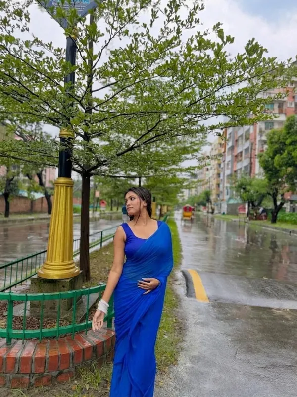 Plain_Dyed_Daily_Wear_Georgette_Saree_With_Unstitched_Blouse_Piece