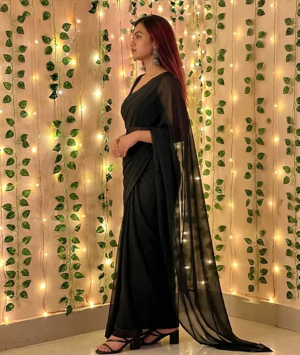 Elegant_Solid_Chiffon_Plain_Dyed_Saree_With_Unstitched_Blouse_Piece