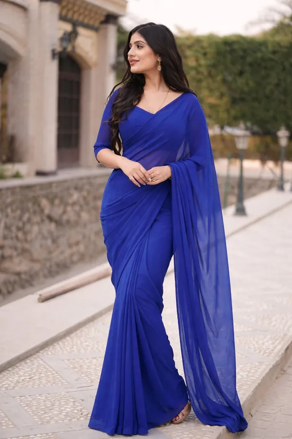 Plain_Dyed_Daily_Wear_Georgette_Saree_With_Unstitched_Blouse_Piece