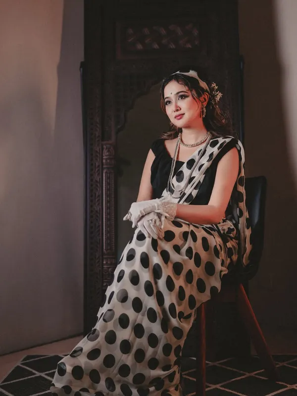 Printed_Daily_Wear_Georgette_Saree_With_Unstitched_Blouse_Piece