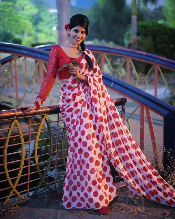Printed_Daily_Wear_Georgette_Saree_With_Unstitched_Blouse_Piece