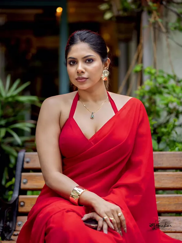 Plain_Dyed_Daily_Wear_Georgette_Saree_With_Unstitched_Blouse_Piece