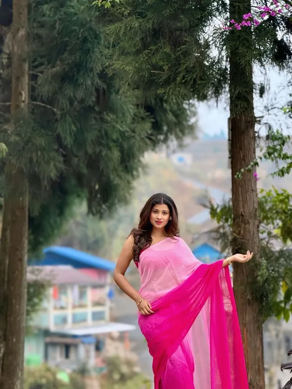 Dyed_Daily_Wear_Georgette_Saree_With_Unstitched_Blouse_Piece