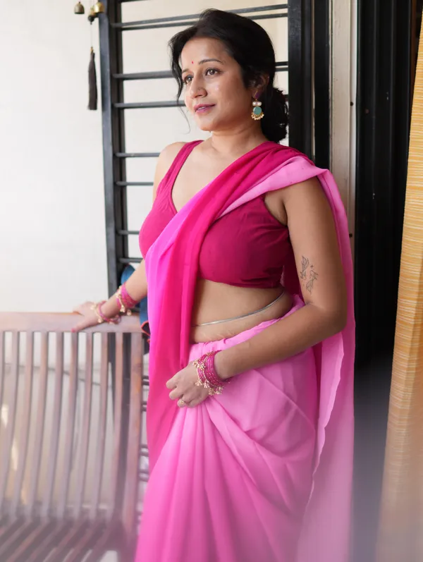 Dyed_Daily_Wear_Georgette_Saree_With_Unstitched_Blouse_Piece