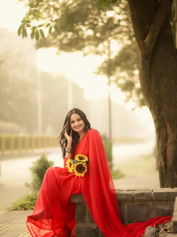 Plain_Dyed_Daily_Wear_Georgette_Saree_With_Unstitched_Blouse_Piece