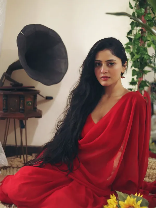 Plain_Dyed_Daily_Wear_Georgette_Saree_With_Unstitched_Blouse_Piece
