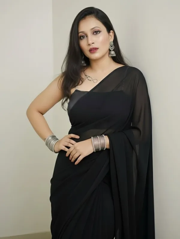 Elegant_Solid_Chiffon_Plain_Dyed_Saree_With_Unstitched_Blouse_Piece