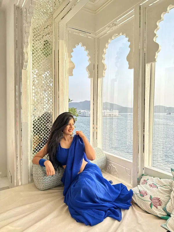Plain_Dyed_Daily_Wear_Georgette_Saree_With_Unstitched_Blouse_Piece