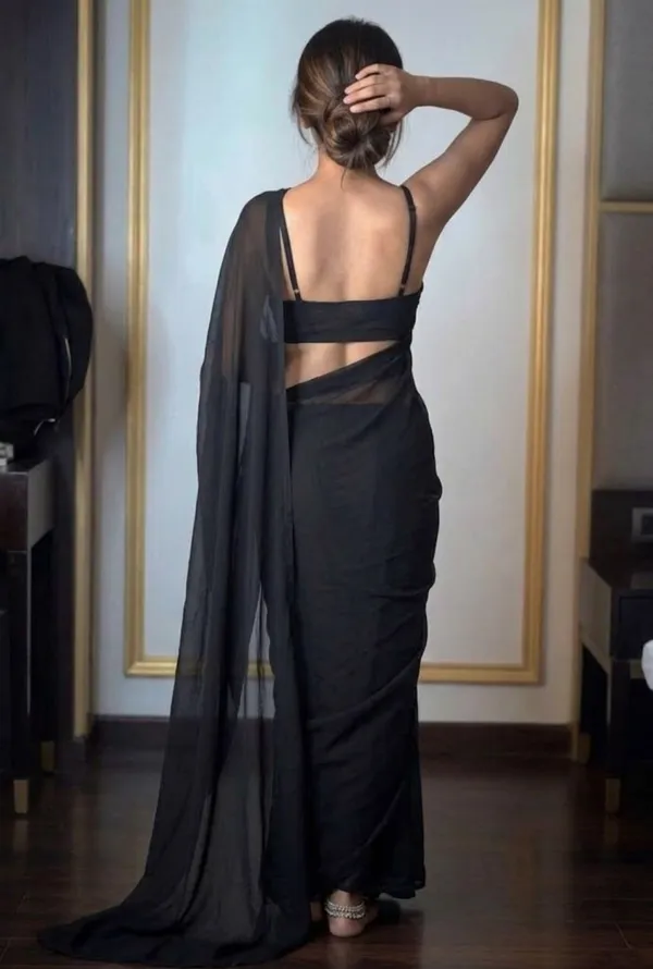 Elegant_Solid_Chiffon_Plain_Dyed_Saree_With_Unstitched_Blouse_Piece