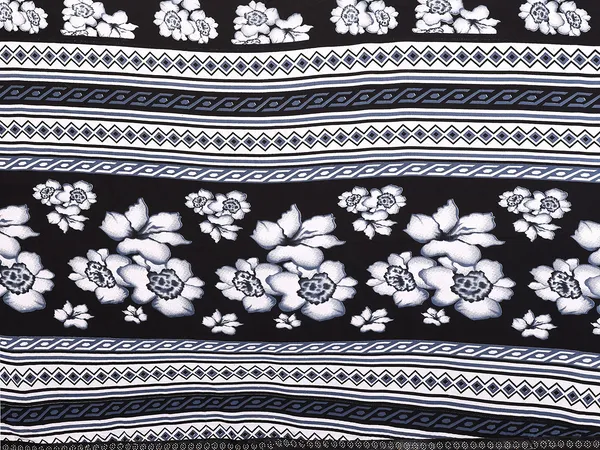 Paisley,_Floral_Print_Daily_Wear_Georgette_Saree��(Black)