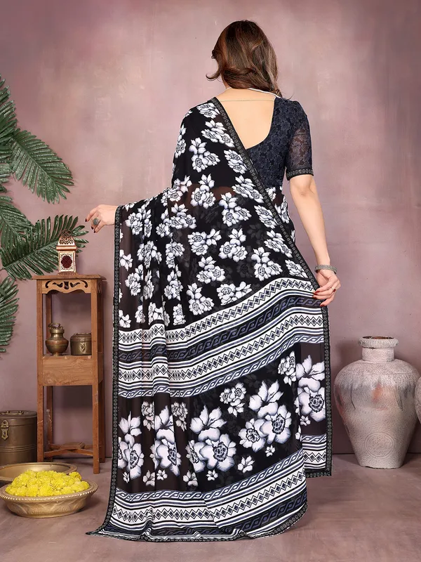 Paisley,_Floral_Print_Daily_Wear_Georgette_Saree��(Black)