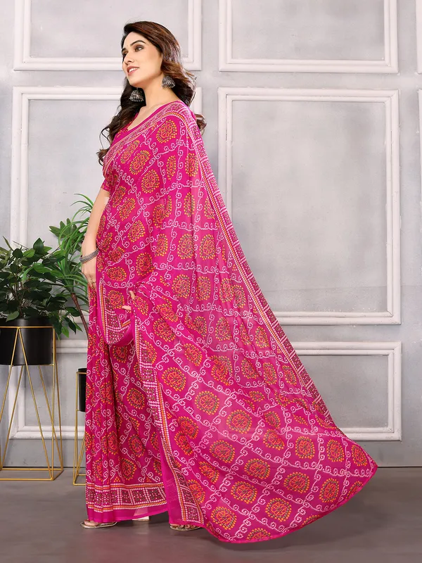 Graphic_Print_Bollywood_Georgette_Saree_(Red)