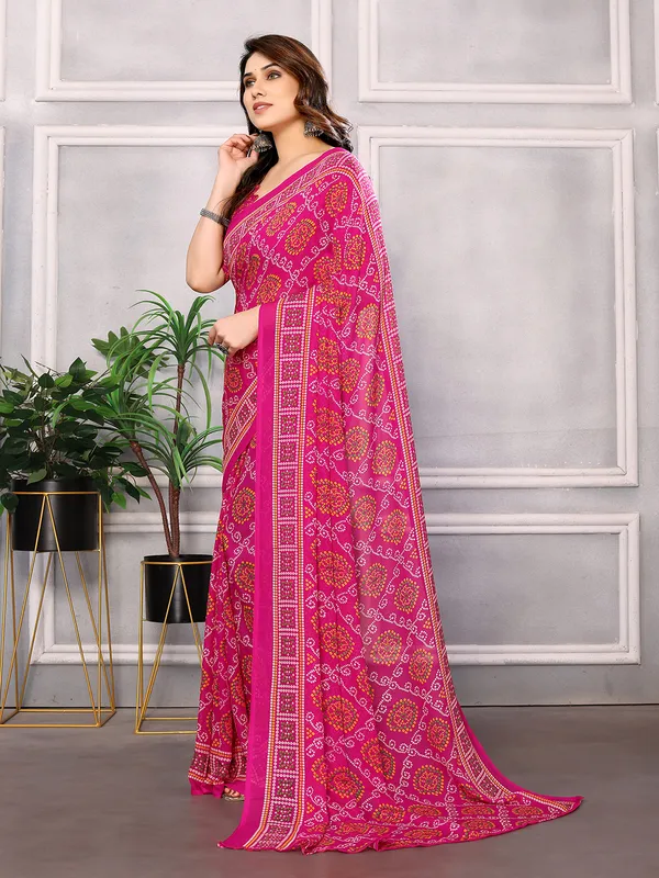 Graphic_Print_Bollywood_Georgette_Saree_(Red)