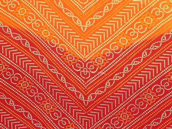 Ombre,_Paisley,_Printed_Bandhani_Georgette_Saree��(Red,_Orange)