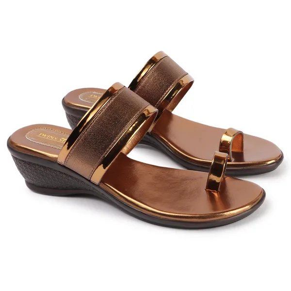 Embellished_Angutha_Wedge_Heels_(Antique)