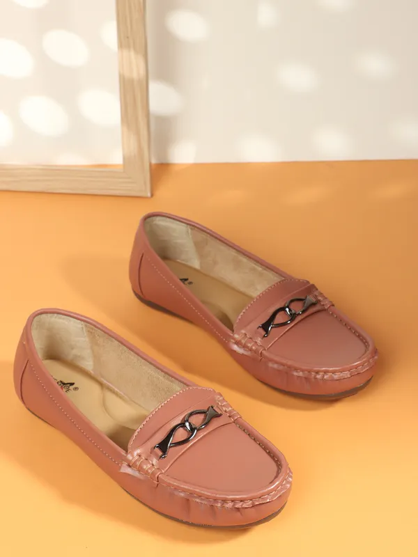 Buckle_Style_Casual_Loafers_(Peach)