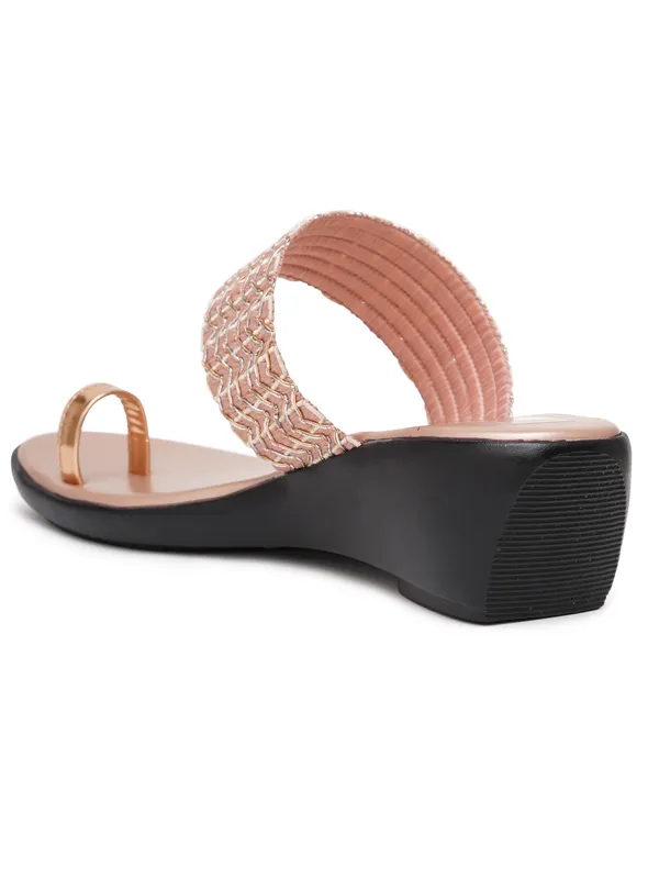 Stylish_Embellished_Ethnic_Angutha_Wedge_Heels_(Rgold)