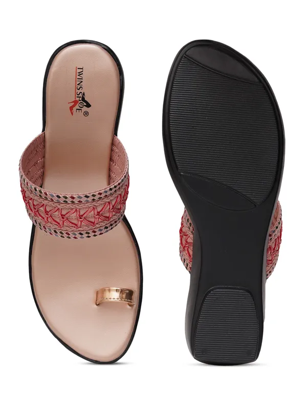 Embellished_Ethnic_Angutha_Wedge_Heels_(Rgold)