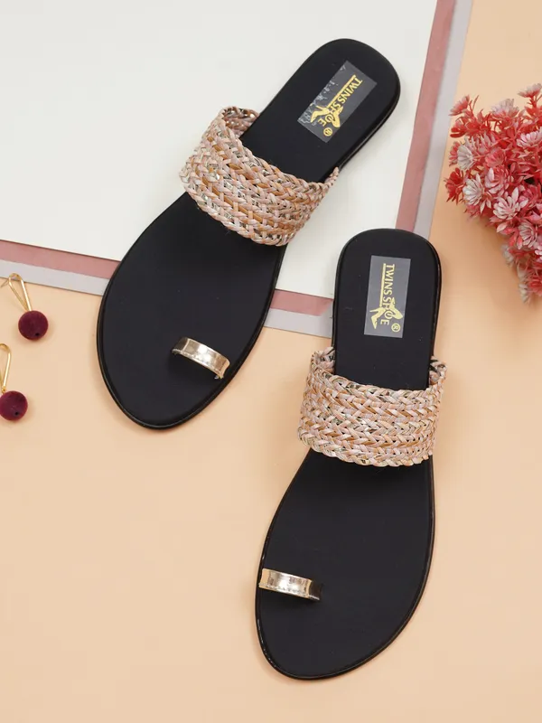 Women's_Embellished_One_toe_Flats