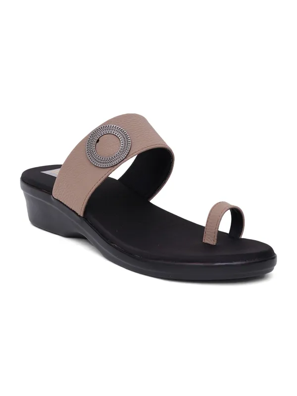 Angutha_Strap_Casual_Wedge_Slippers_(Brown)