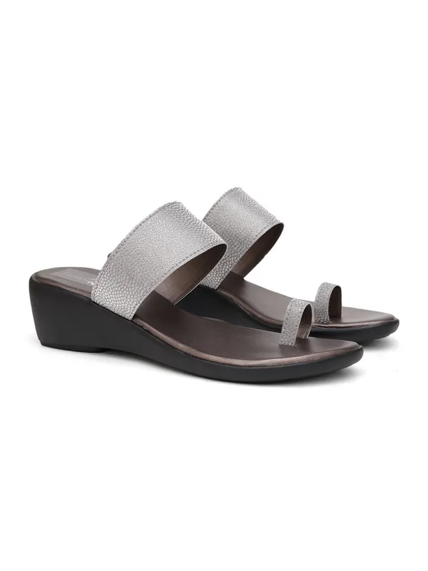 Printed_Strap_Angutha_Wedge_Heels_(Grey)
