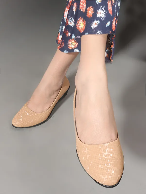 Casual_Partywear_Bellies(Beige)