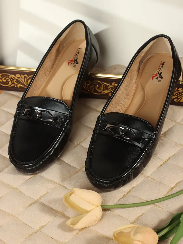 Buckle_Style_Casual_Loafers_(Black)