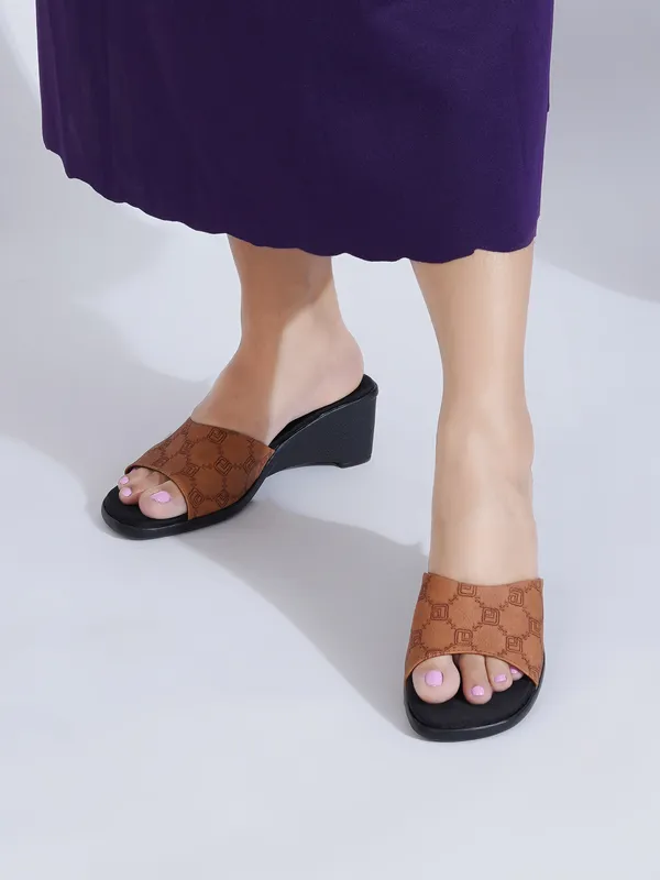 Platform_Heel_(_Tan_)