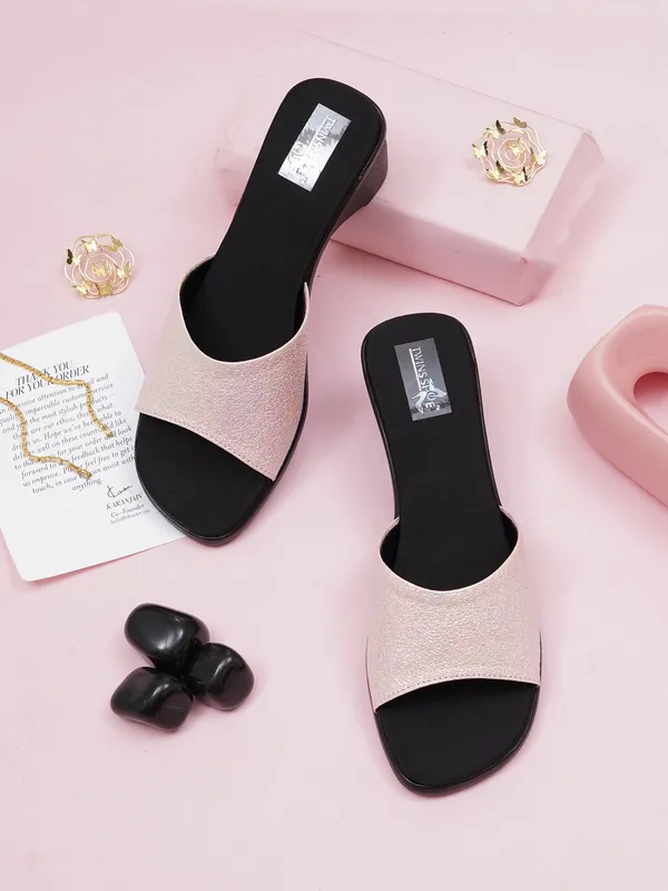 Platform_Heel_(__PEACH_)