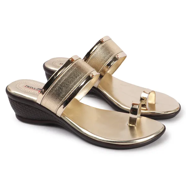 Embellished_Angutha_Wedge_Heels_(Gold)