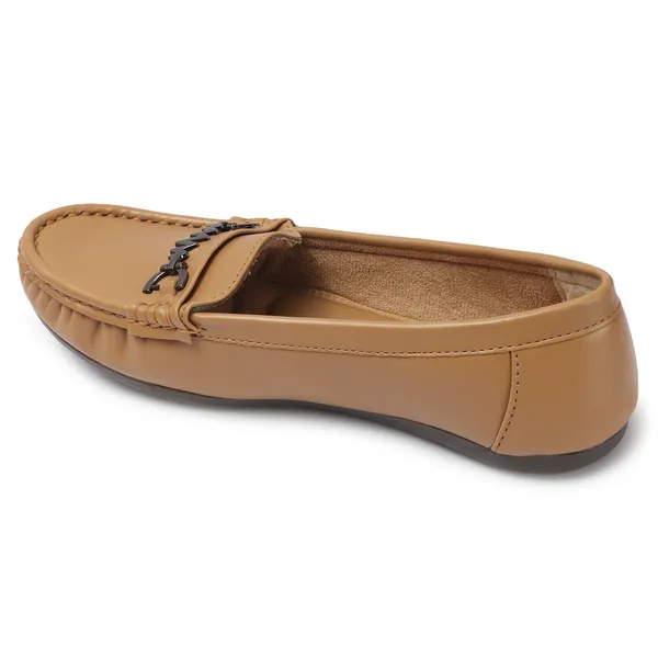 Soft_Casual_Buckle_Loafers_(Beige)