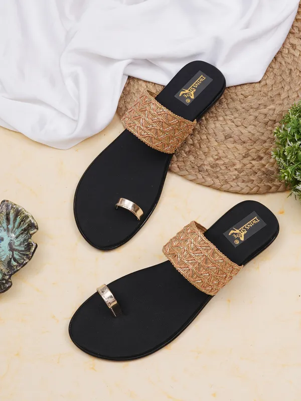 Women_Casual_Flats